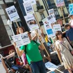 EQUO Asturias en la protesta contra el Festival Aéreo de Gijón en 2014