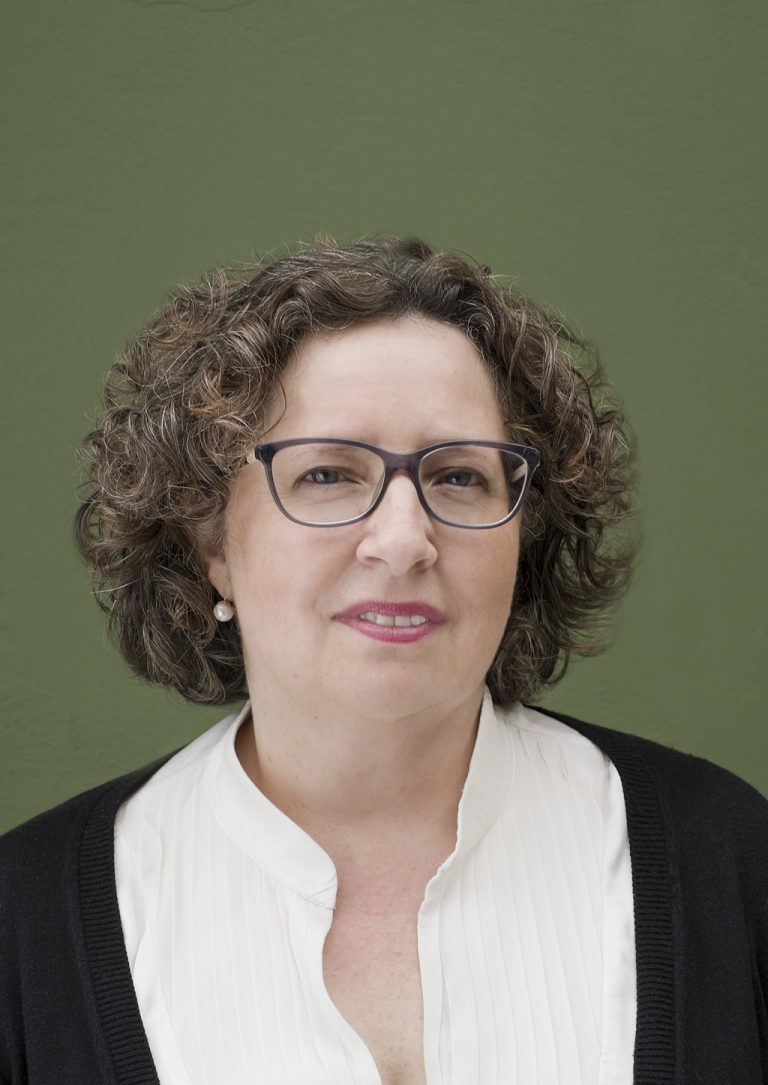 Olga fondo verde WEB