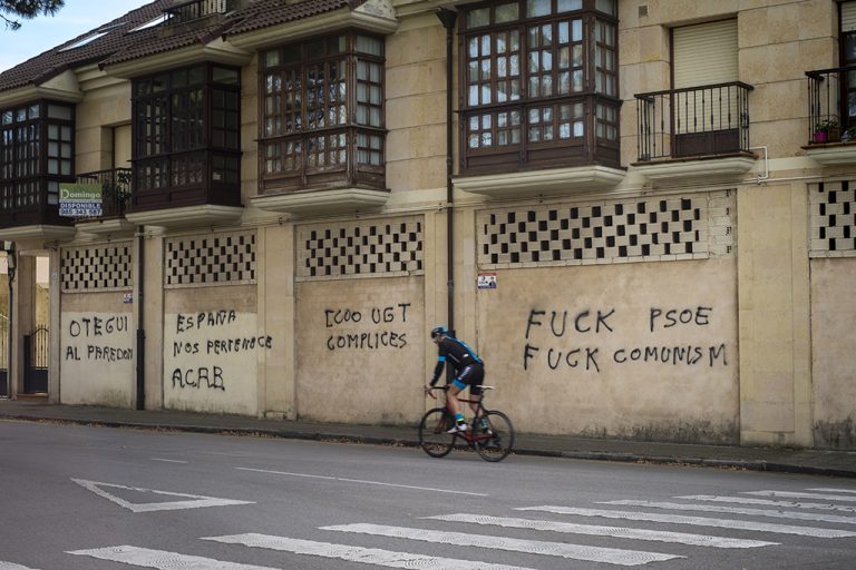 WEB_Pintada fascista en Somió 2021. Foto de Verdes Equo Asturies